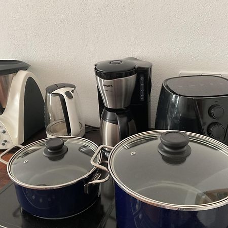 Ferienwohnung Von Der Herzogshoehe ,Wifi, Netflix, Parkplatz, Kamin, Fussbodenheizung, Thermomix, Babybett ケムニッツ エクステリア 写真